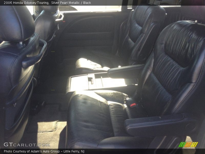 Silver Pearl Metallic / Black 2006 Honda Odyssey Touring