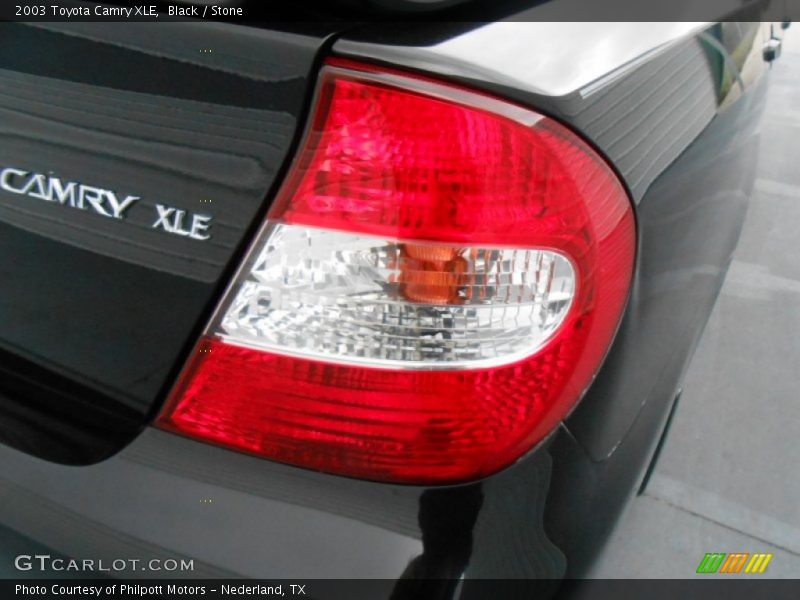 Black / Stone 2003 Toyota Camry XLE