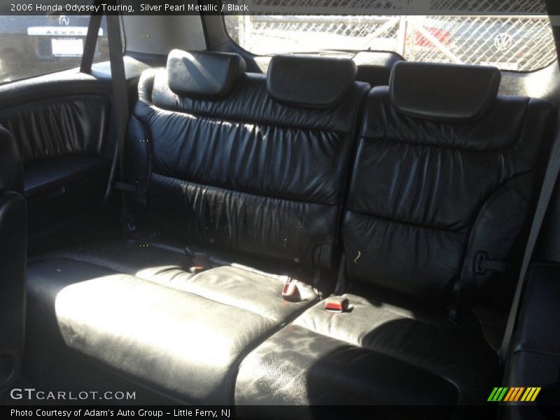 Silver Pearl Metallic / Black 2006 Honda Odyssey Touring