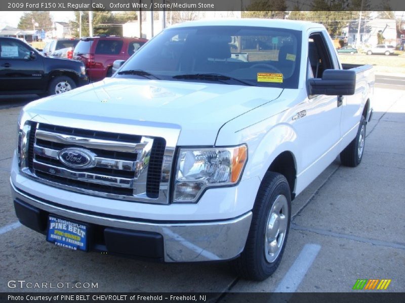 Oxford White / Stone/Medium Stone 2009 Ford F150 XL Regular Cab
