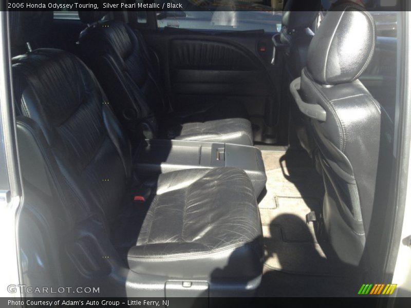 Silver Pearl Metallic / Black 2006 Honda Odyssey Touring