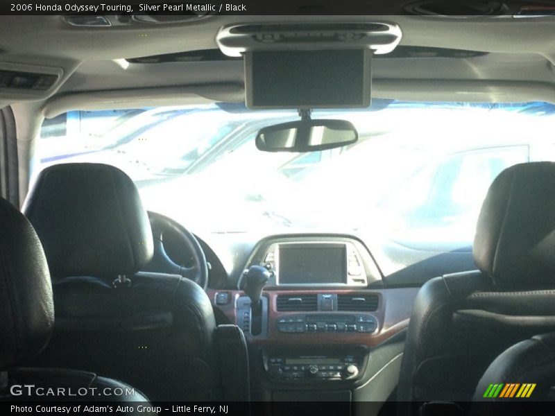 Silver Pearl Metallic / Black 2006 Honda Odyssey Touring