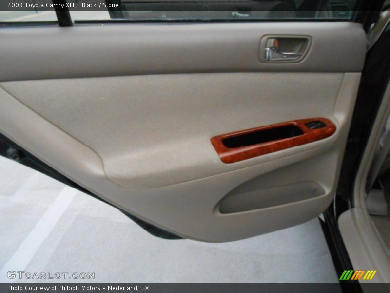 Black / Stone 2003 Toyota Camry XLE