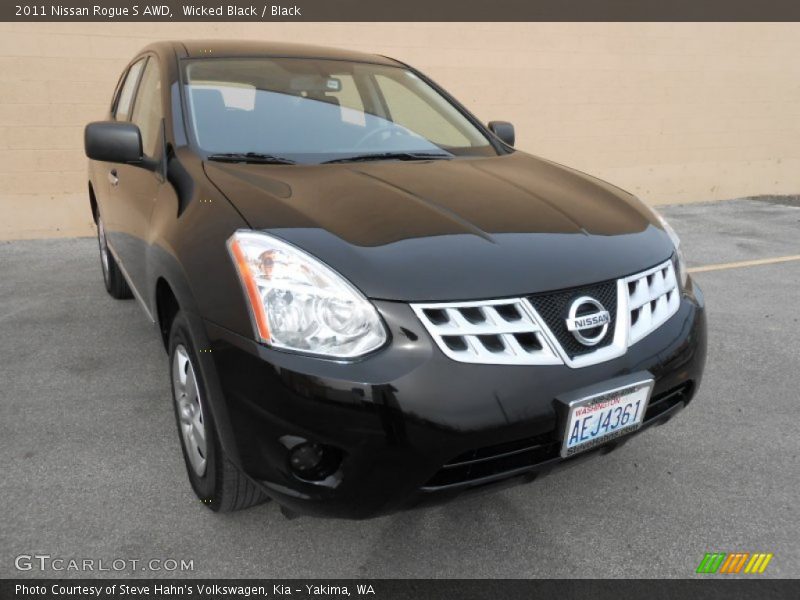 Wicked Black / Black 2011 Nissan Rogue S AWD