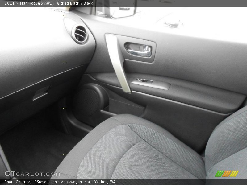Wicked Black / Black 2011 Nissan Rogue S AWD