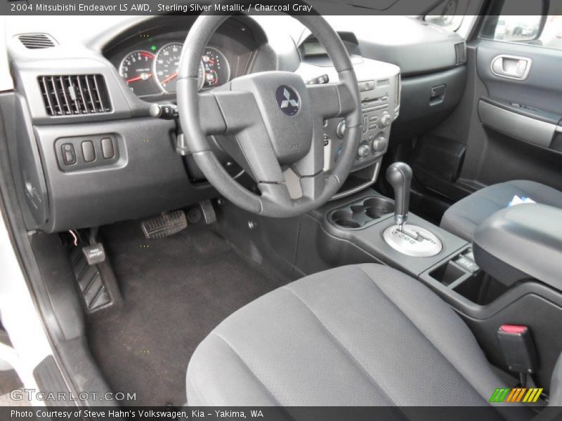 Sterling Silver Metallic / Charcoal Gray 2004 Mitsubishi Endeavor LS AWD