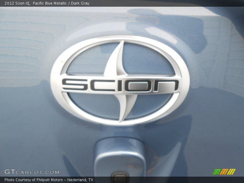 Pacific Blue Metallic / Dark Gray 2012 Scion iQ