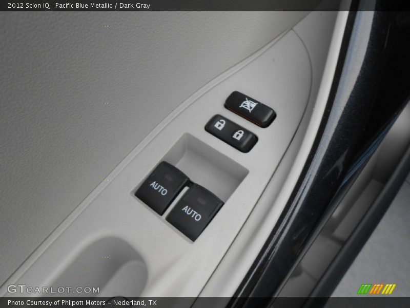 Pacific Blue Metallic / Dark Gray 2012 Scion iQ