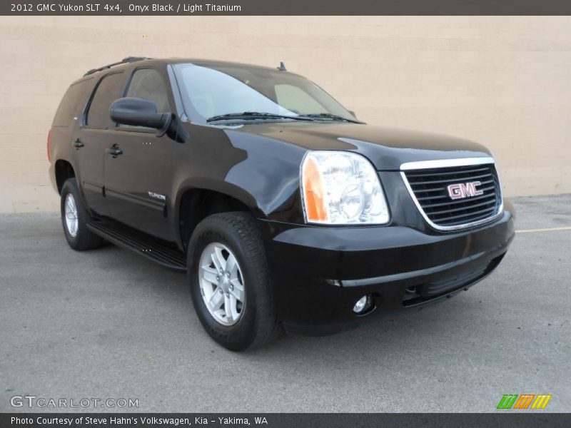 Onyx Black / Light Titanium 2012 GMC Yukon SLT 4x4