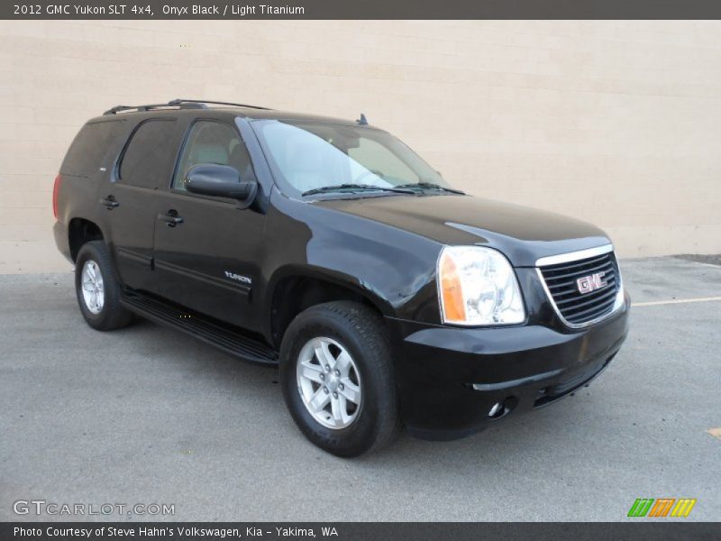 Onyx Black / Light Titanium 2012 GMC Yukon SLT 4x4