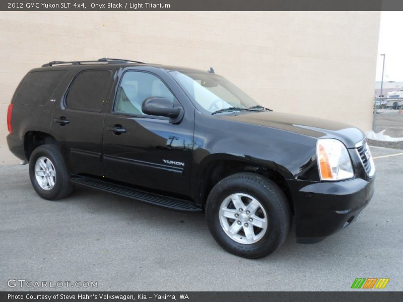 Onyx Black / Light Titanium 2012 GMC Yukon SLT 4x4