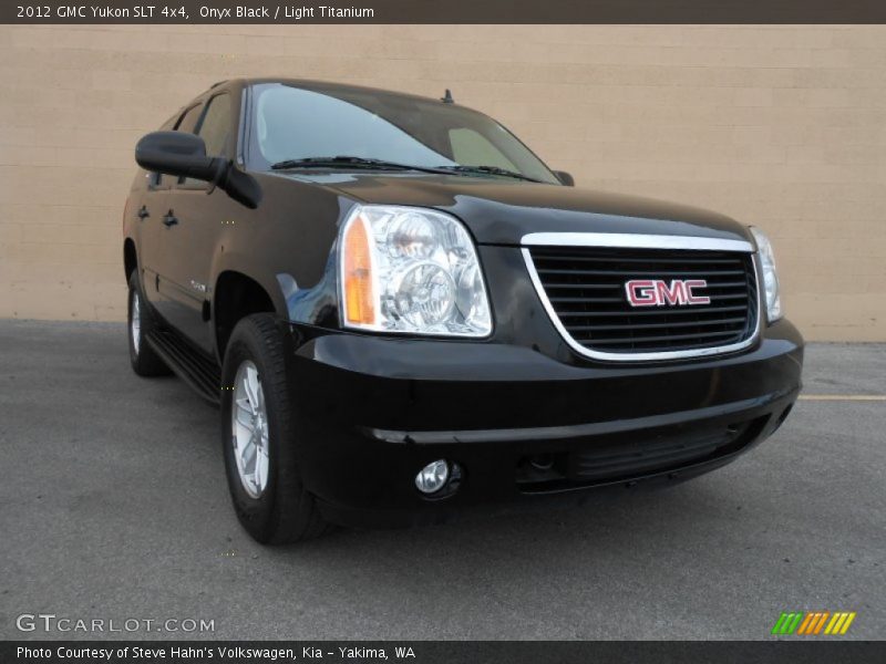 Onyx Black / Light Titanium 2012 GMC Yukon SLT 4x4