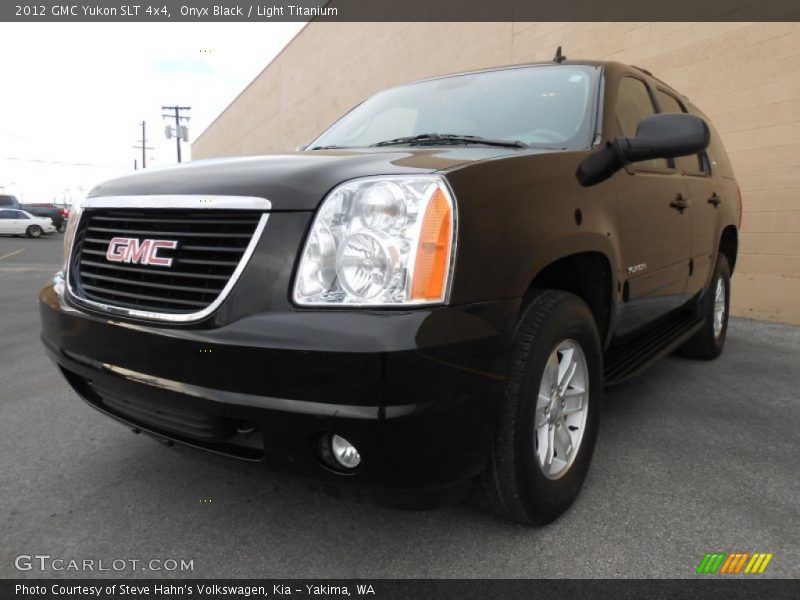 Onyx Black / Light Titanium 2012 GMC Yukon SLT 4x4