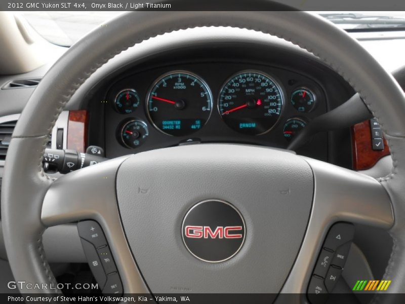  2012 Yukon SLT 4x4 Steering Wheel