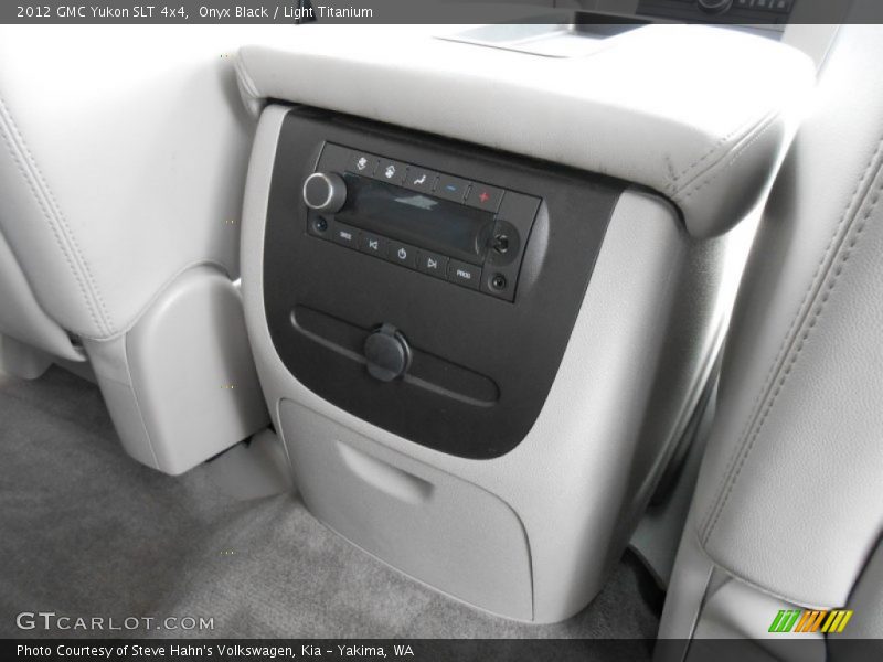 Controls of 2012 Yukon SLT 4x4