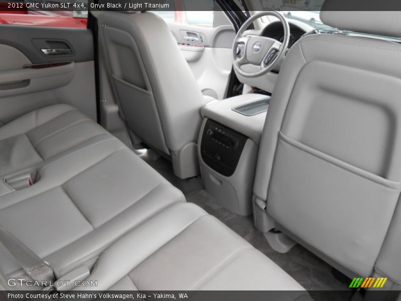 Onyx Black / Light Titanium 2012 GMC Yukon SLT 4x4
