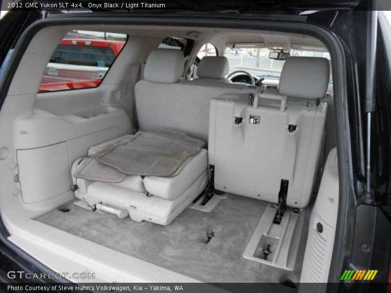  2012 Yukon SLT 4x4 Trunk