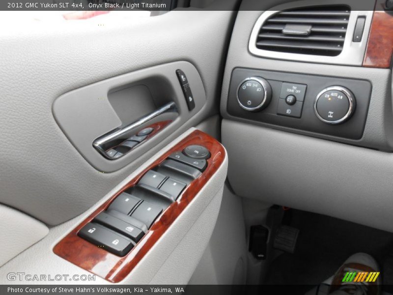 Controls of 2012 Yukon SLT 4x4