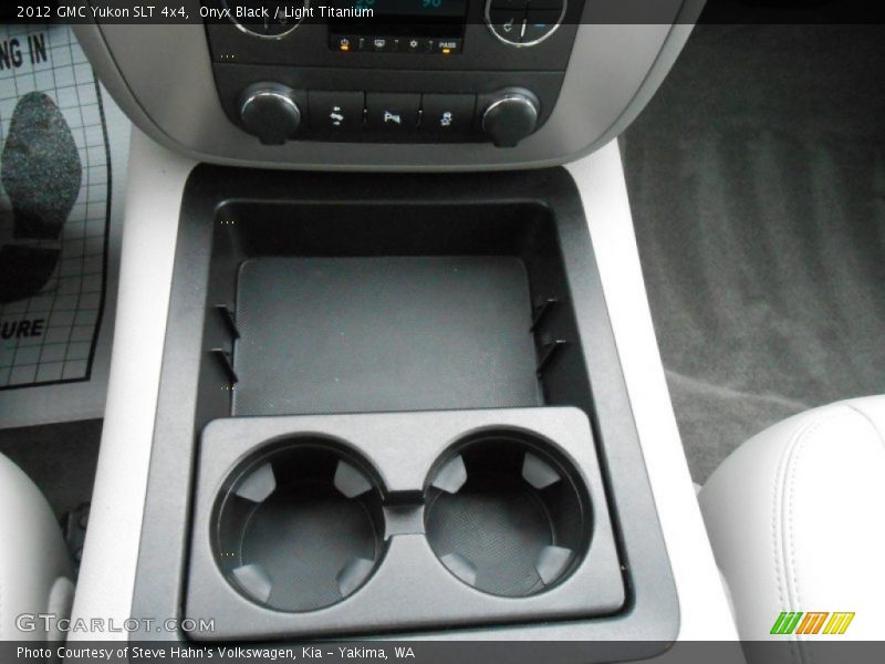 Onyx Black / Light Titanium 2012 GMC Yukon SLT 4x4