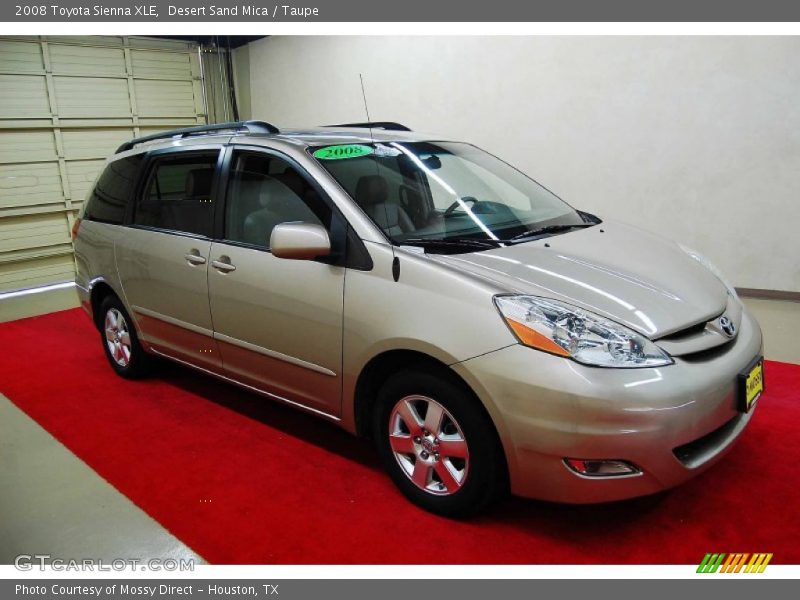 Front 3/4 View of 2008 Sienna XLE