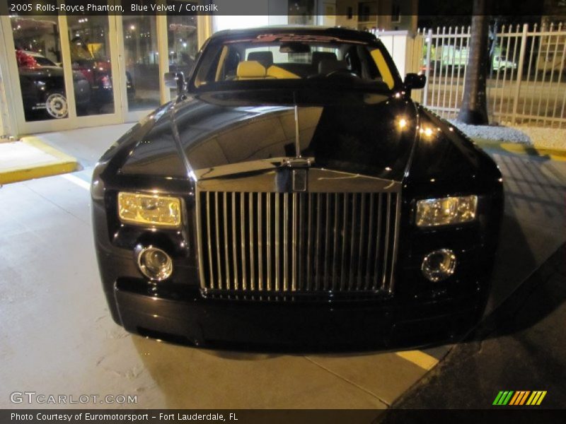 Blue Velvet / Cornsilk 2005 Rolls-Royce Phantom
