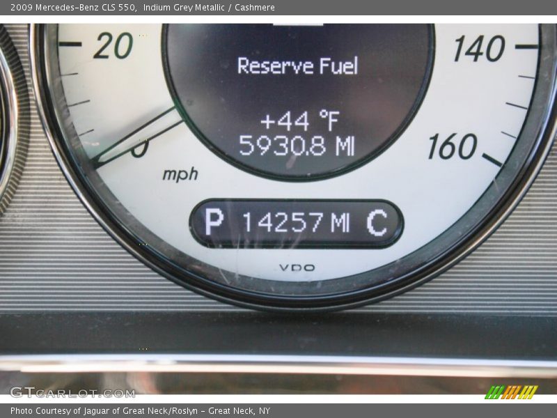 Indium Grey Metallic / Cashmere 2009 Mercedes-Benz CLS 550