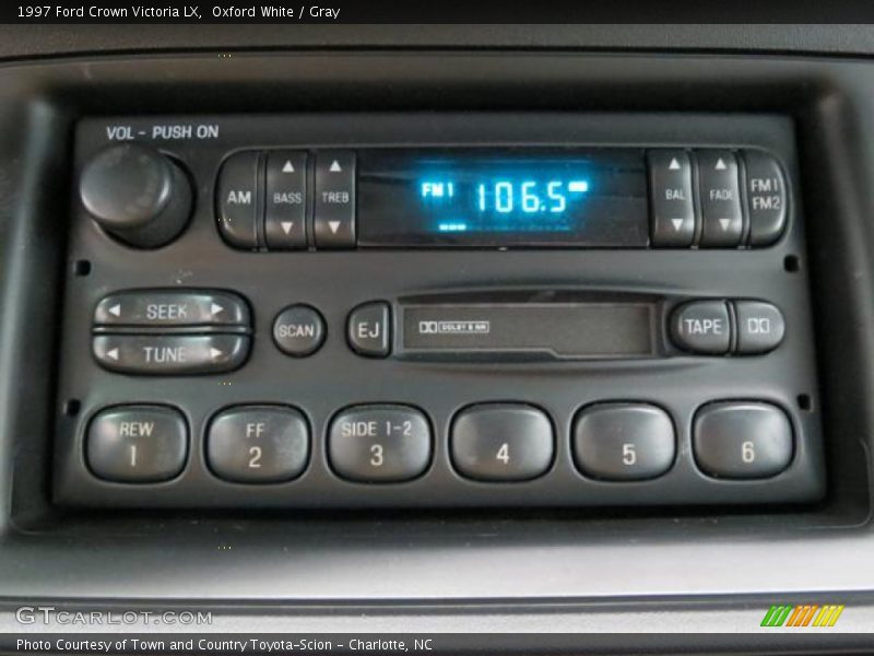 Audio System of 1997 Crown Victoria LX