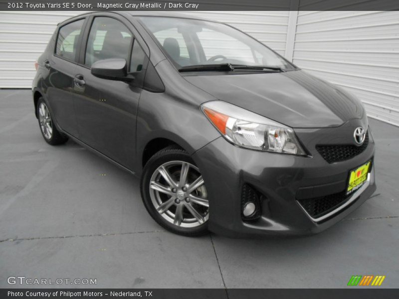 Magnetic Gray Metallic / Dark Gray 2012 Toyota Yaris SE 5 Door