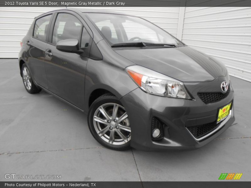 Magnetic Gray Metallic / Dark Gray 2012 Toyota Yaris SE 5 Door