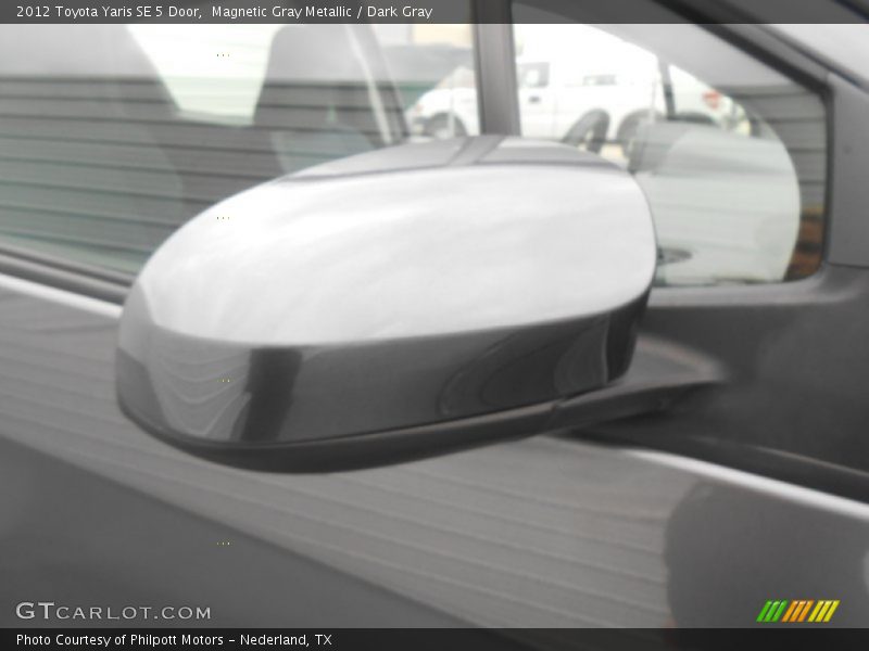 Magnetic Gray Metallic / Dark Gray 2012 Toyota Yaris SE 5 Door