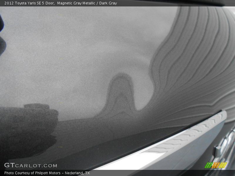 Magnetic Gray Metallic / Dark Gray 2012 Toyota Yaris SE 5 Door