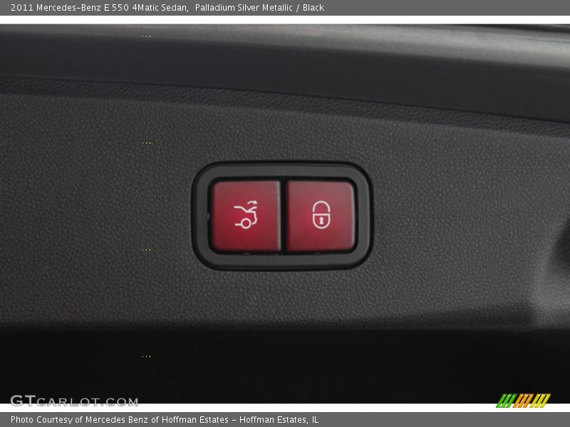 Palladium Silver Metallic / Black 2011 Mercedes-Benz E 550 4Matic Sedan