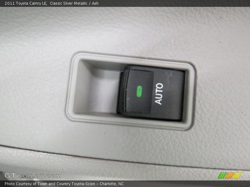 Classic Silver Metallic / Ash 2011 Toyota Camry LE