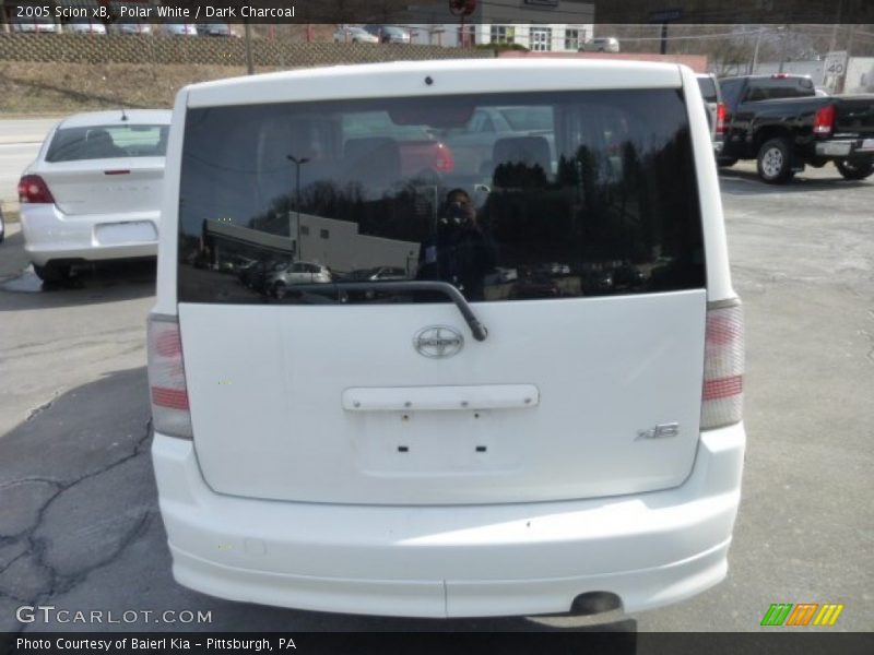 Polar White / Dark Charcoal 2005 Scion xB