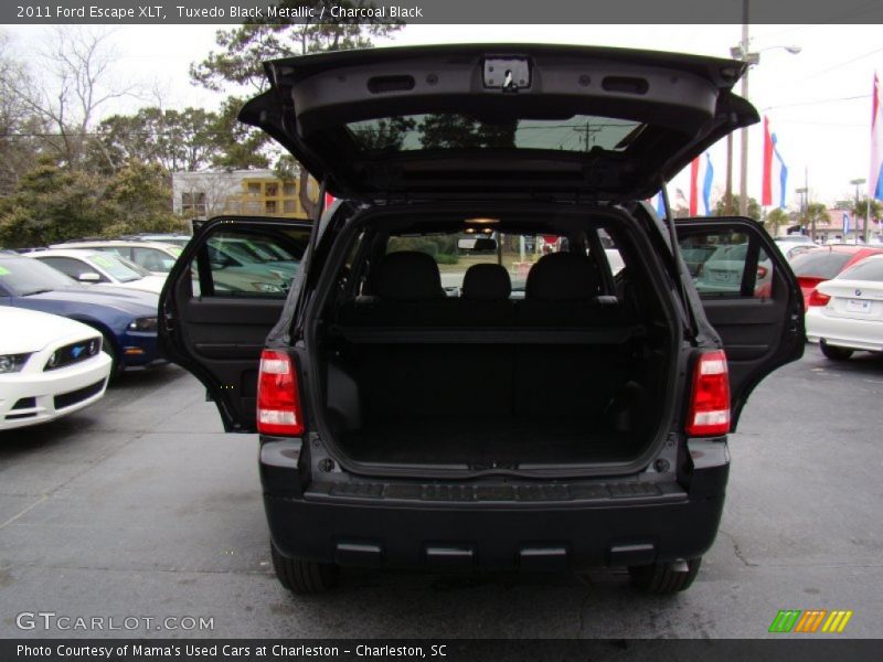 Tuxedo Black Metallic / Charcoal Black 2011 Ford Escape XLT