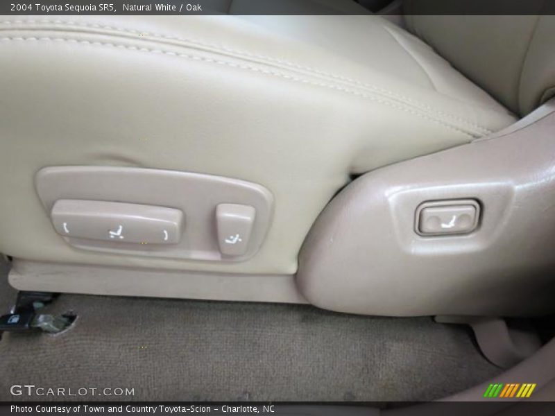 Natural White / Oak 2004 Toyota Sequoia SR5