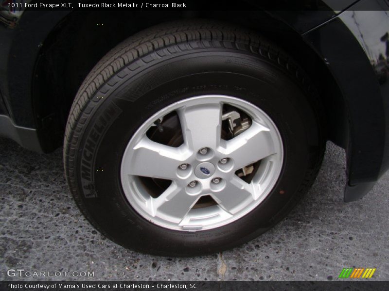 Tuxedo Black Metallic / Charcoal Black 2011 Ford Escape XLT