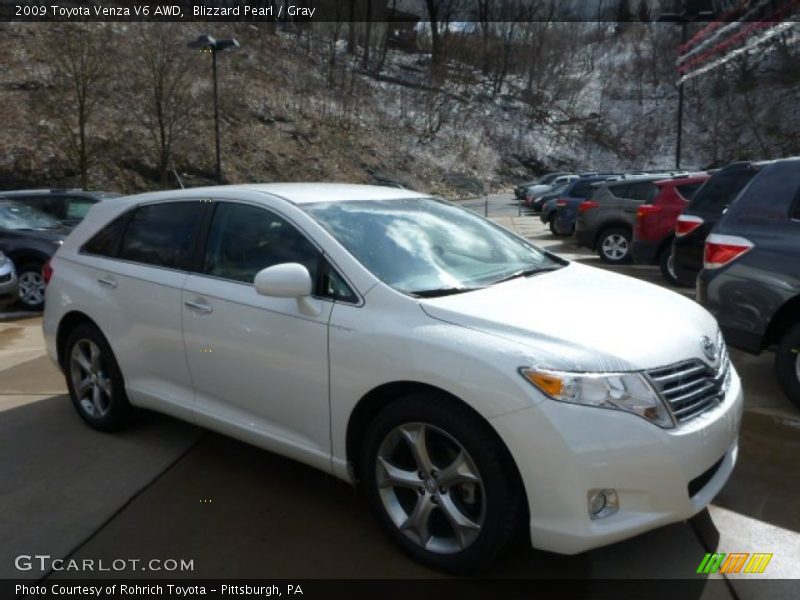 Blizzard Pearl / Gray 2009 Toyota Venza V6 AWD