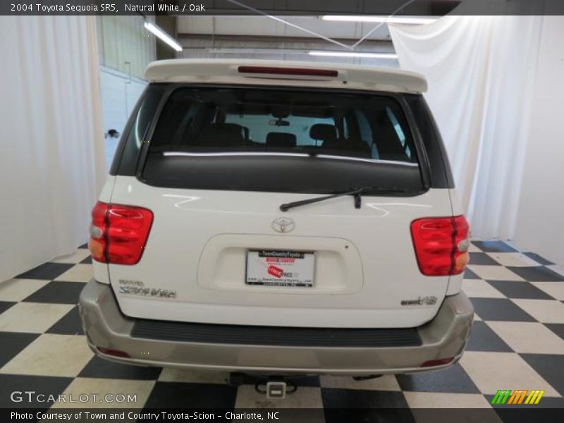 Natural White / Oak 2004 Toyota Sequoia SR5