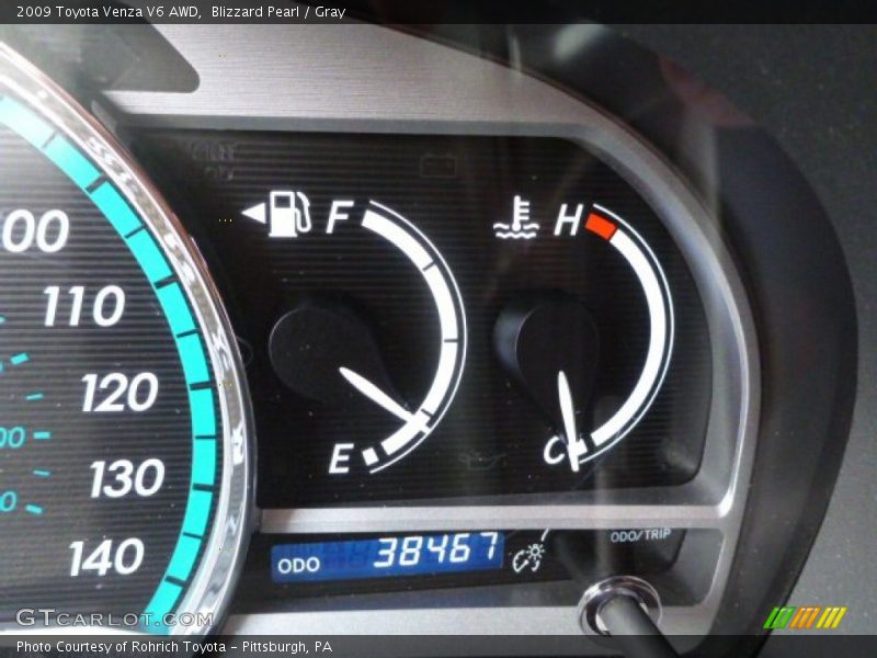 Blizzard Pearl / Gray 2009 Toyota Venza V6 AWD