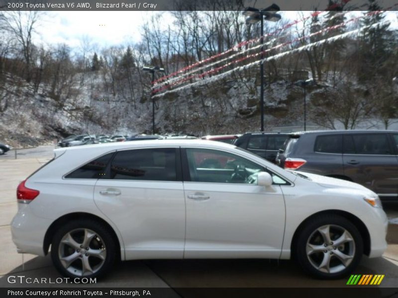 Blizzard Pearl / Gray 2009 Toyota Venza V6 AWD