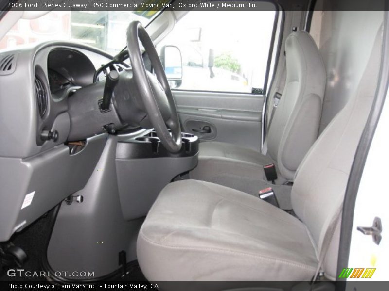 Oxford White / Medium Flint 2006 Ford E Series Cutaway E350 Commercial Moving Van