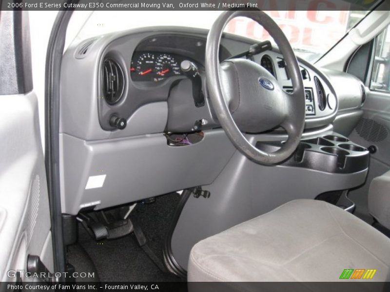 Oxford White / Medium Flint 2006 Ford E Series Cutaway E350 Commercial Moving Van