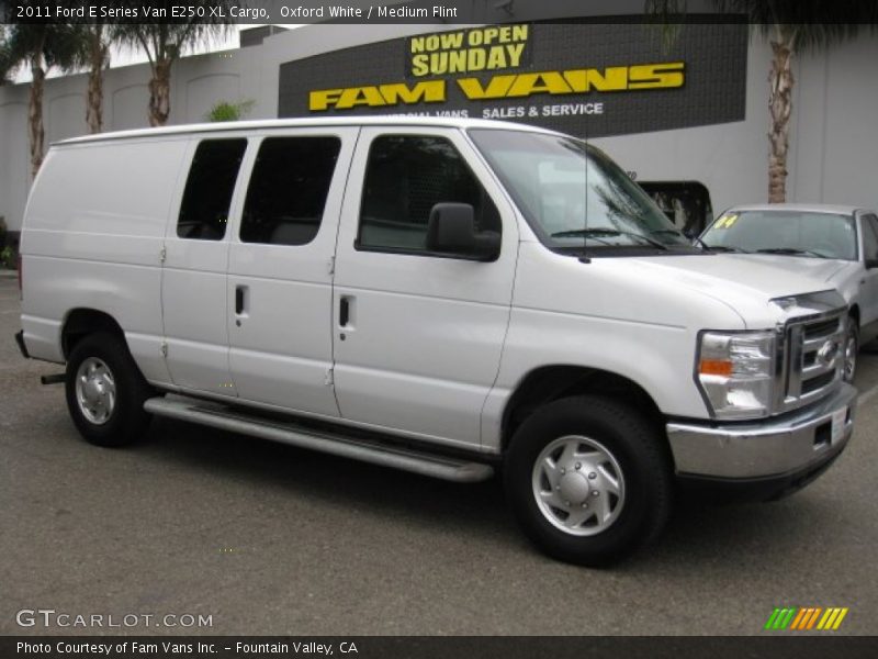 Oxford White / Medium Flint 2011 Ford E Series Van E250 XL Cargo