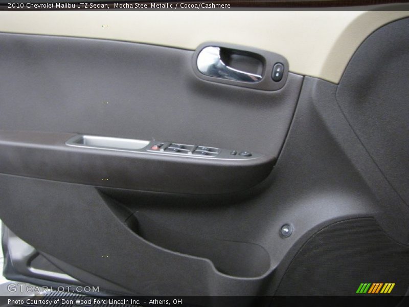 Door Panel of 2010 Malibu LTZ Sedan