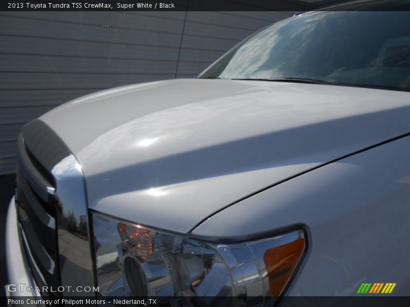 Super White / Black 2013 Toyota Tundra TSS CrewMax