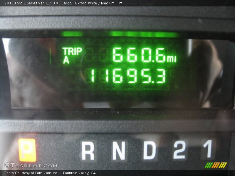 Oxford White / Medium Flint 2011 Ford E Series Van E150 XL Cargo