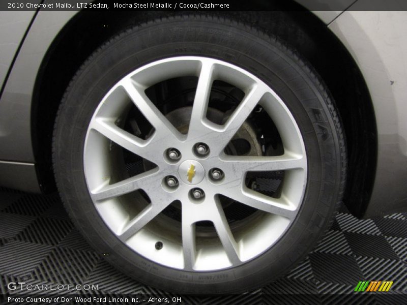  2010 Malibu LTZ Sedan Wheel