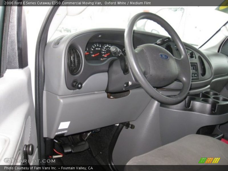 Oxford White / Medium Flint 2006 Ford E Series Cutaway E350 Commercial Moving Van