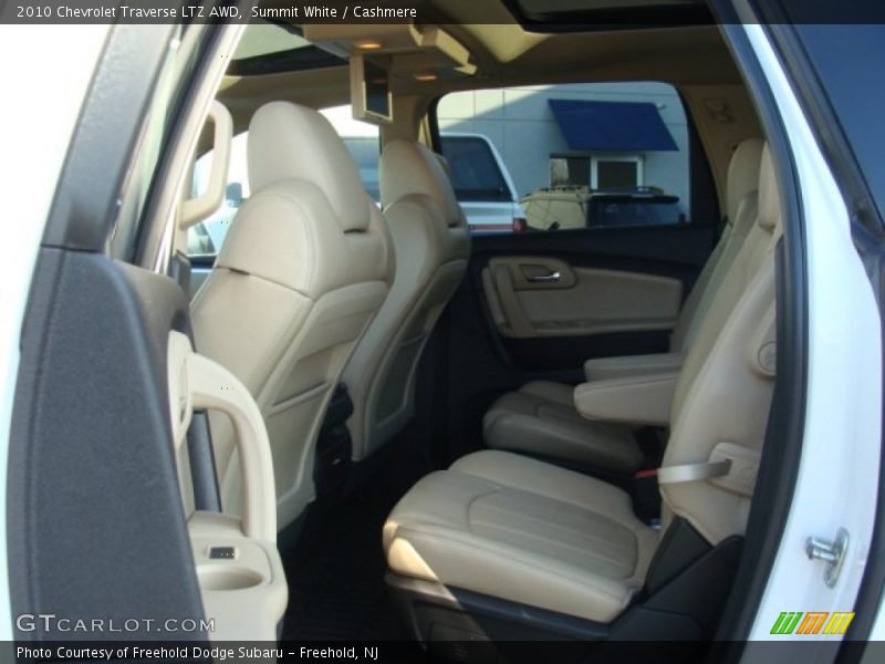 Summit White / Cashmere 2010 Chevrolet Traverse LTZ AWD